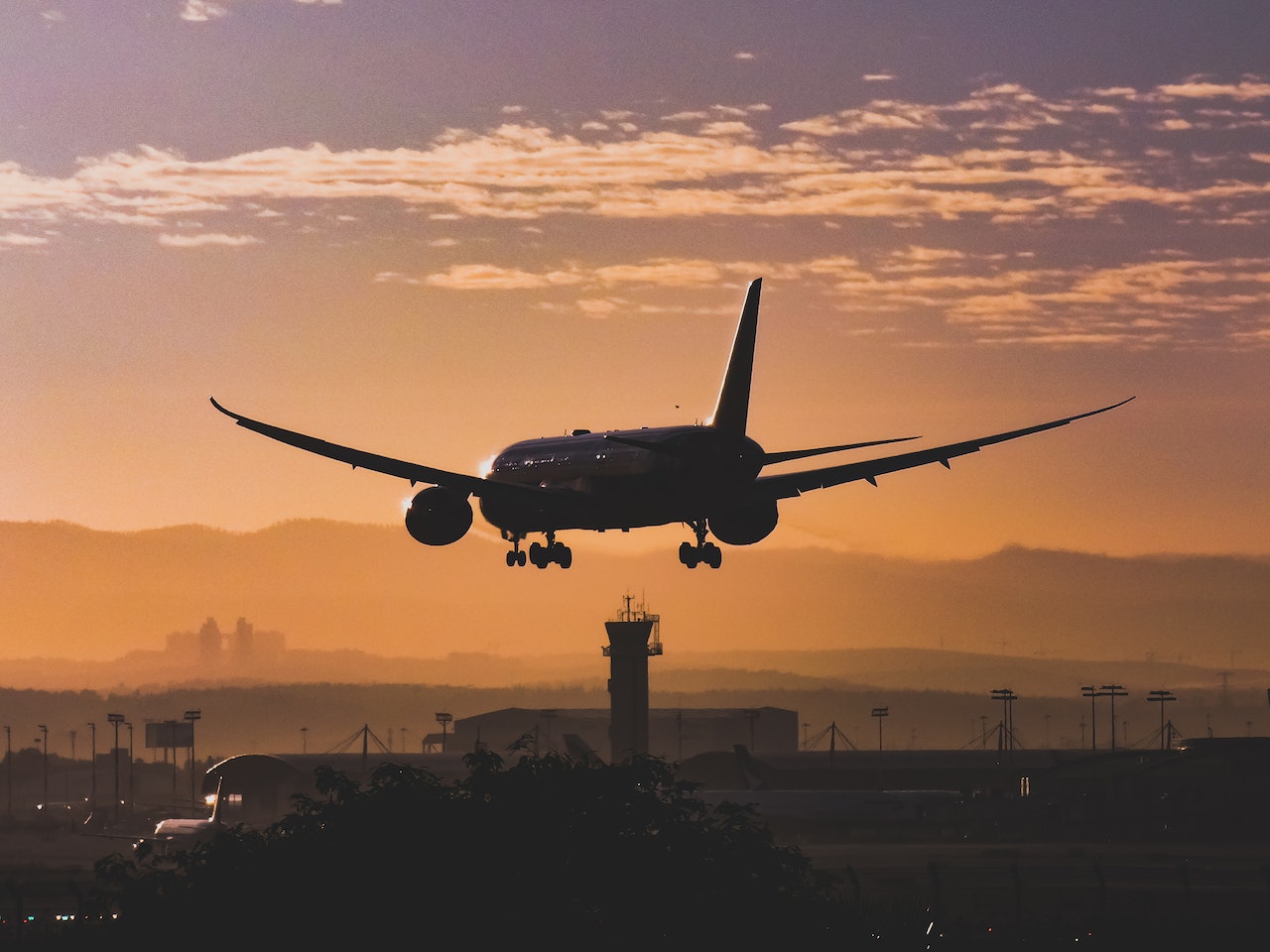 boeing-landing-widebody