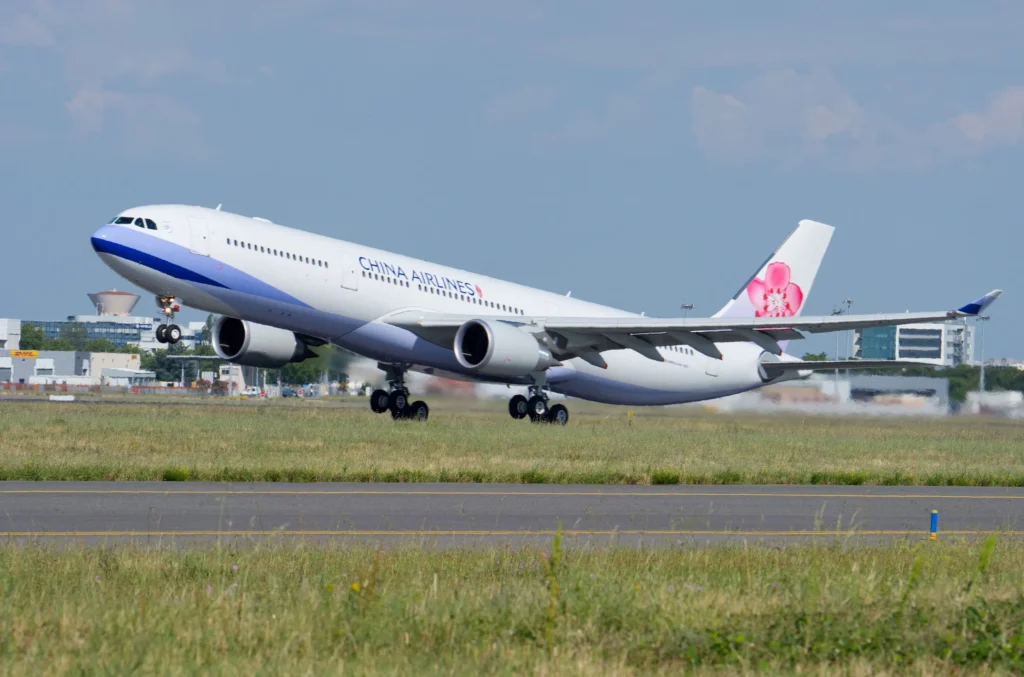 A330-Lufthansa-China-Airlines-Transition-Service